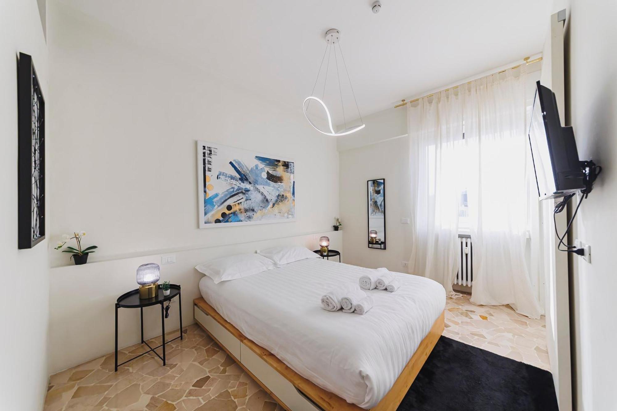 Luminoso Apt In Porta Venezia Milan Bagian luar foto
